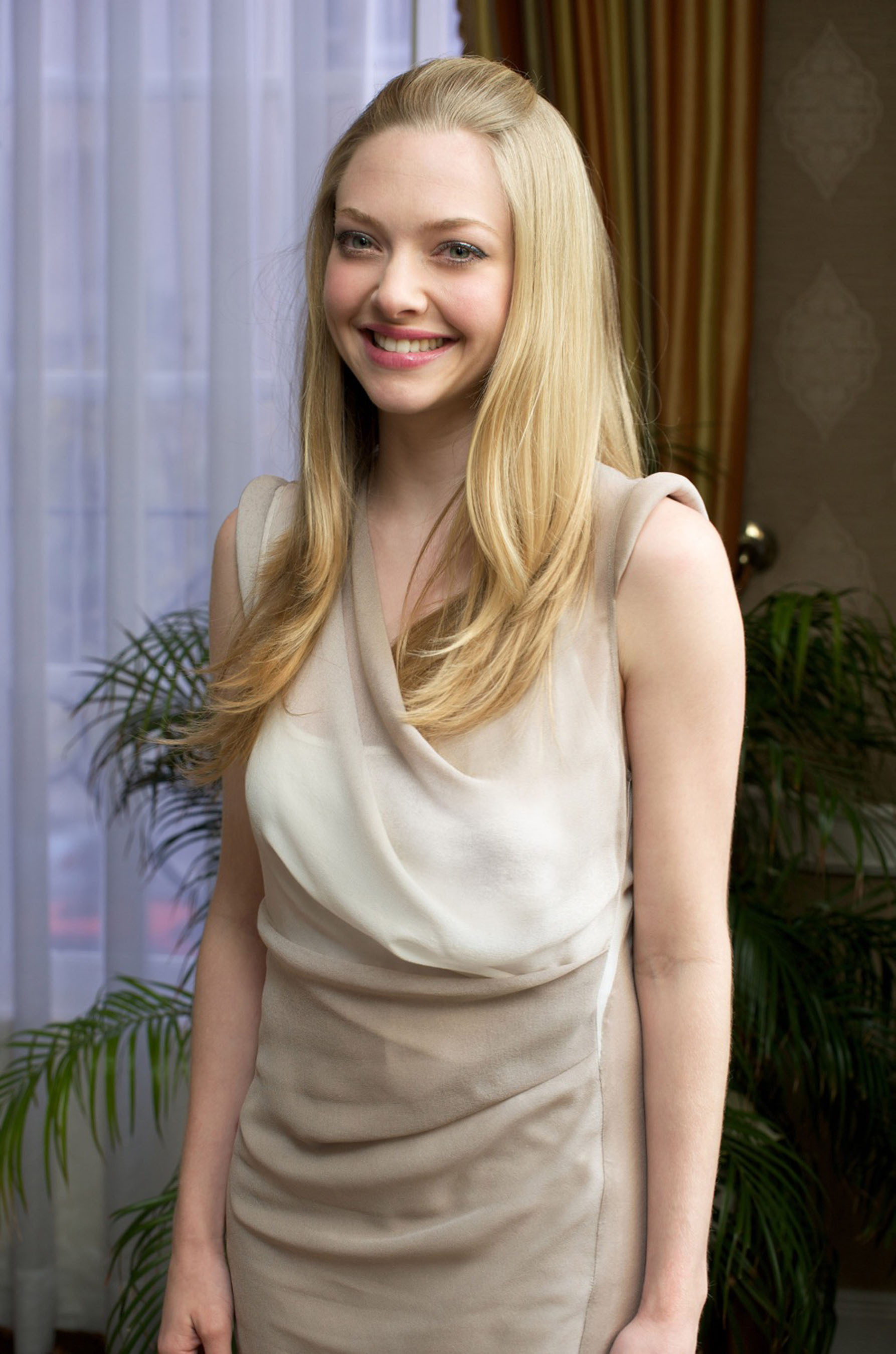 Amanda Seyfried Named Spokesperson and Face of Cle de Peau Beaute