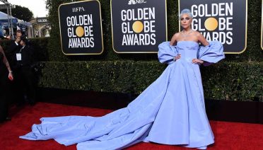 lady gaga in valentino at the golden globes 2019